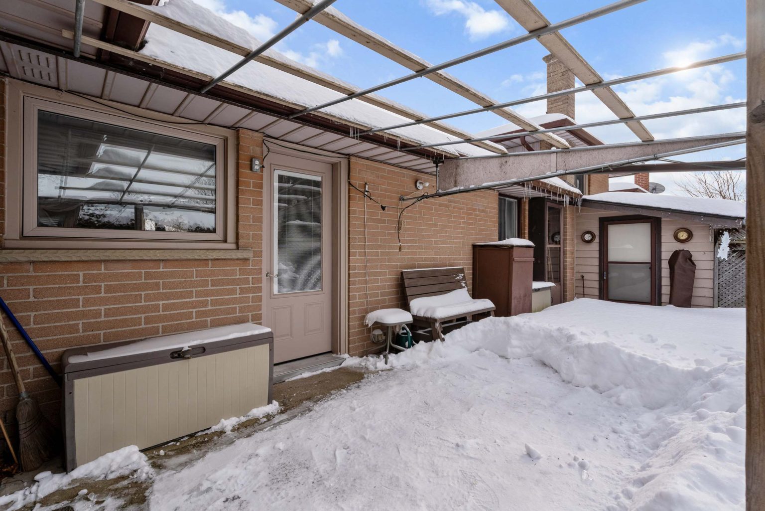 22 Kensington Avenue, Brantford - Presented by Cheryl Vansickle Real Estate