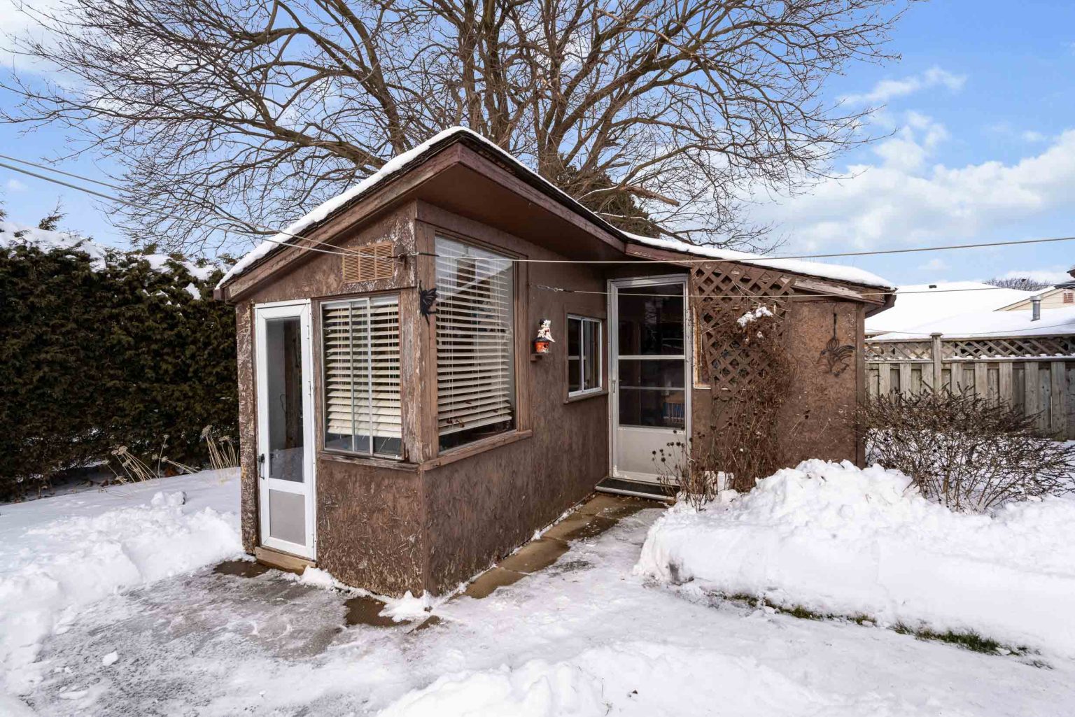 22 Kensington Avenue, Brantford - Presented by Cheryl Vansickle Real Estate