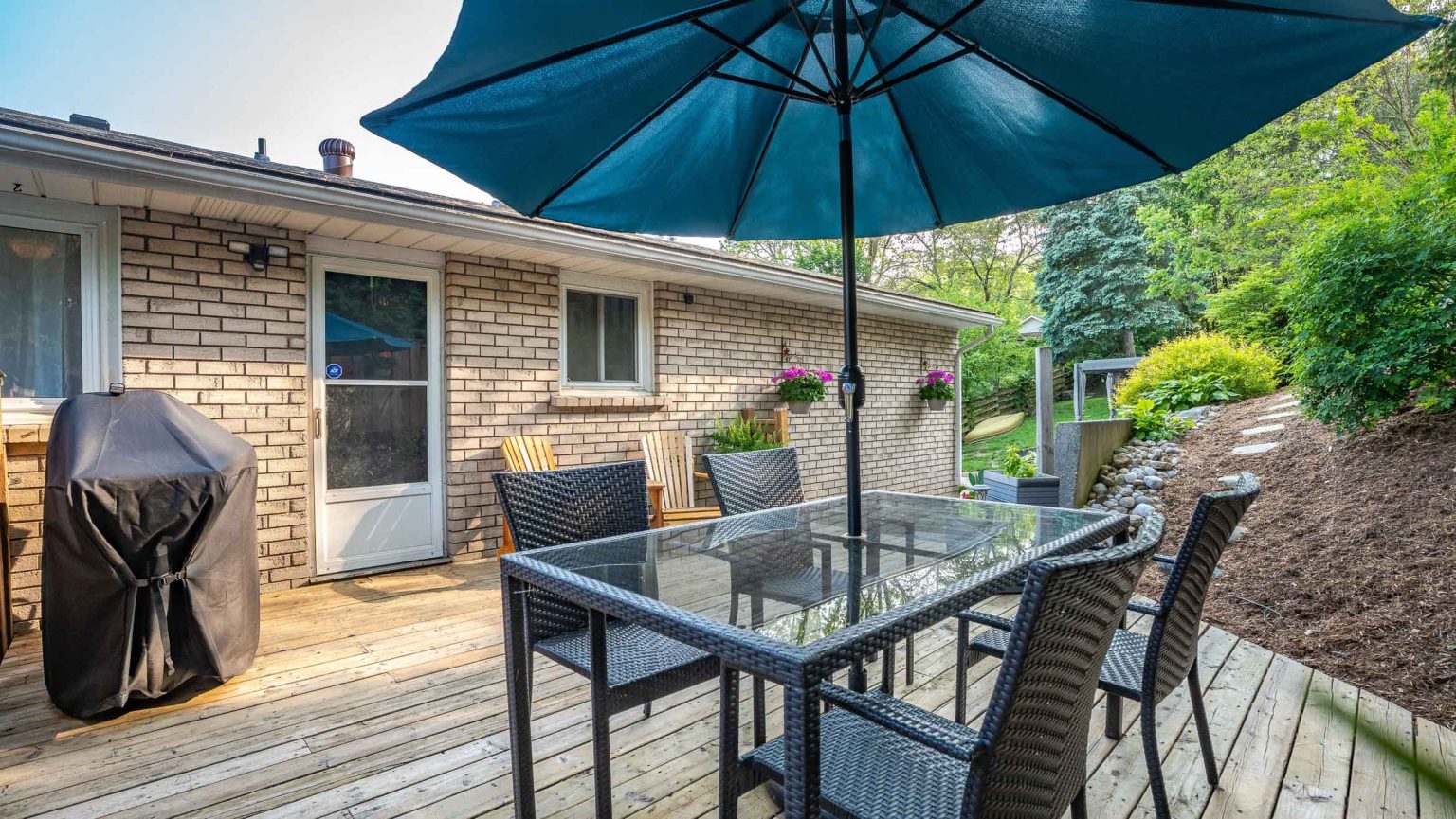 29 Amelia Street, Paris - Presented by Cheryl Vansickle Real Estate