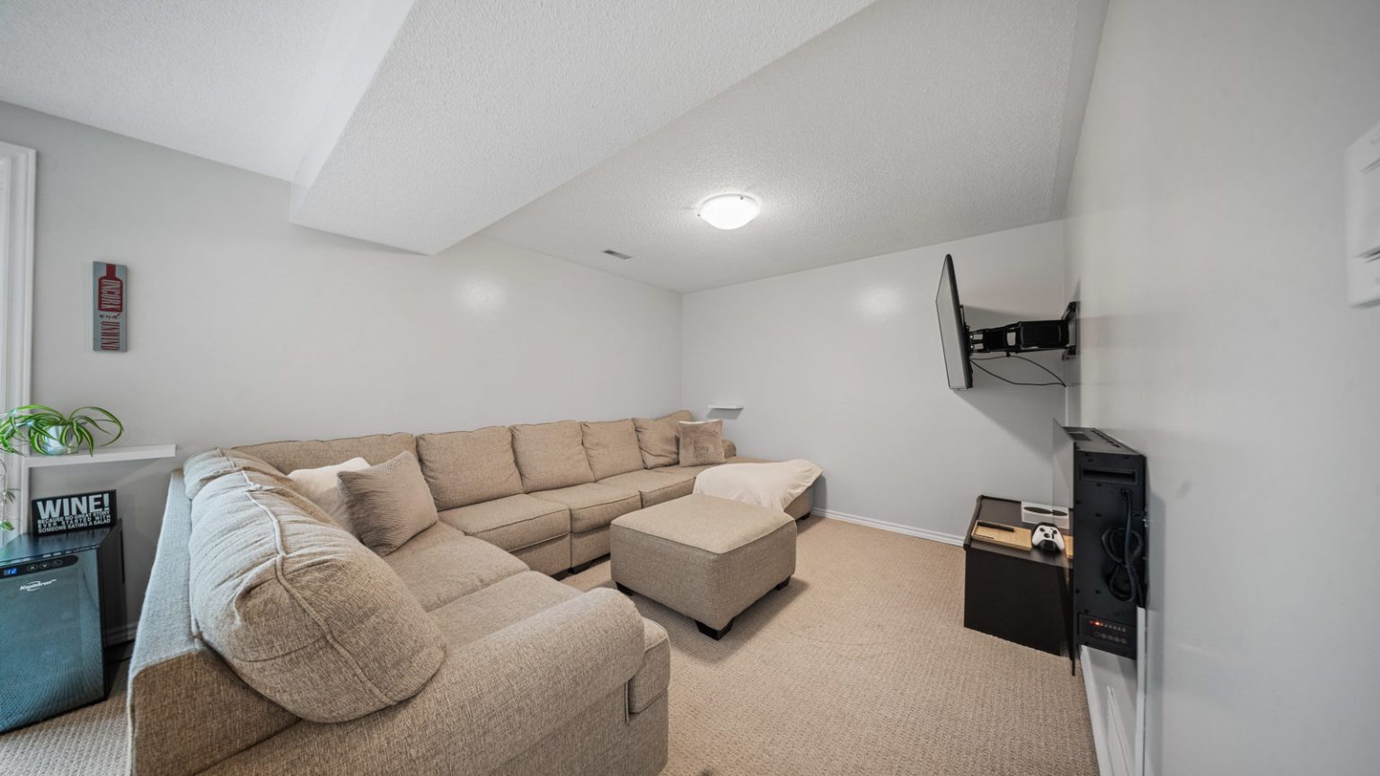 45 Latzer Crescent, Brantford - Presented by Cheryl Vansickle Real Estate