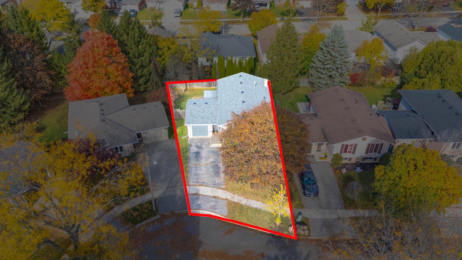 45 Latzer Crescent, Brantford - Presented by Cheryl Vansickle Real Estate