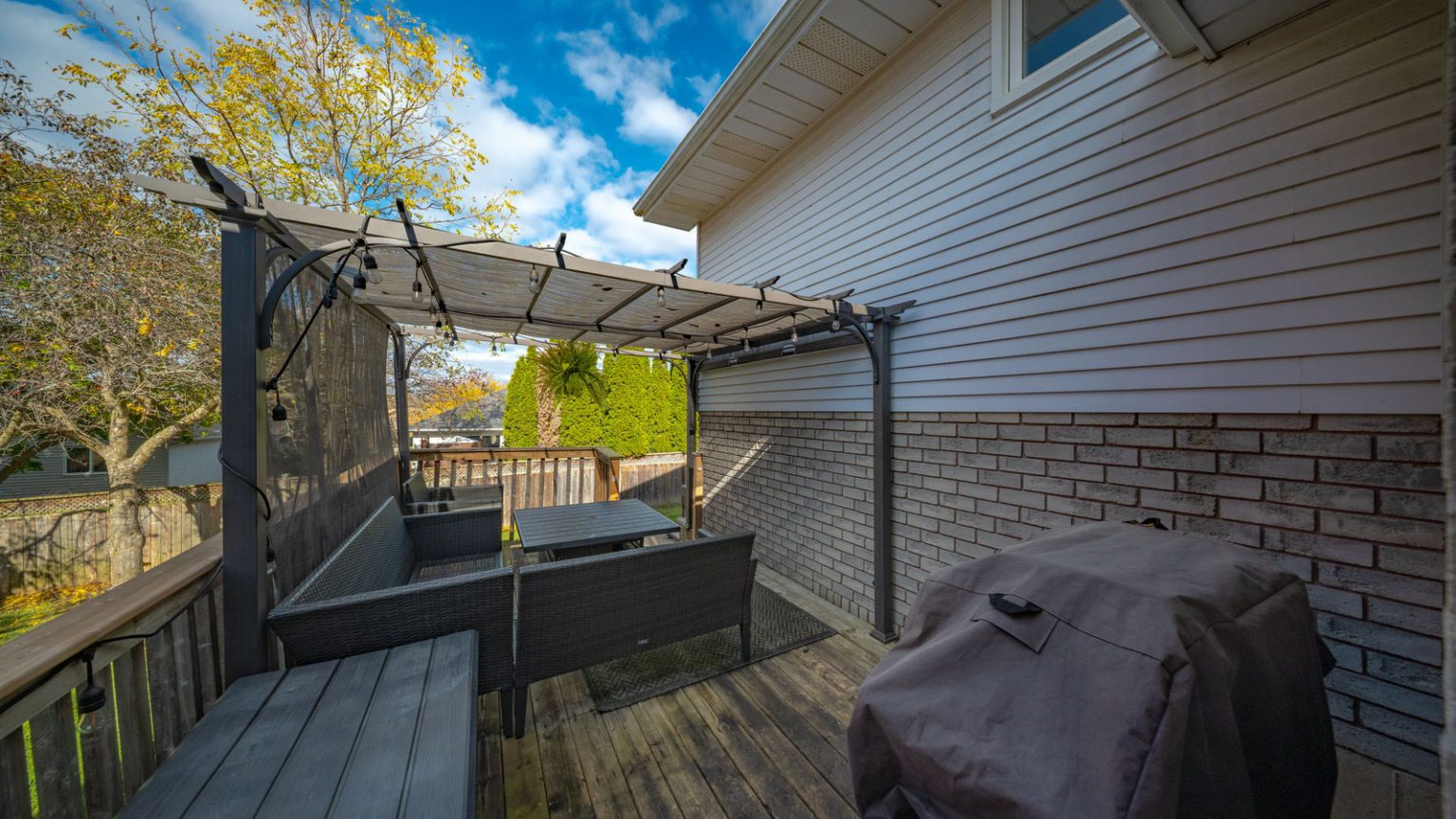 45 Latzer Crescent, Brantford - Presented by Cheryl Vansickle Real Estate