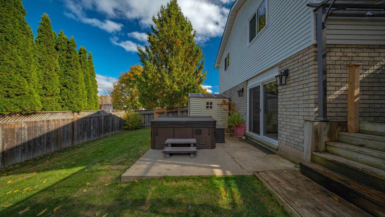 45 Latzer Crescent, Brantford - Presented by Cheryl Vansickle Real Estate