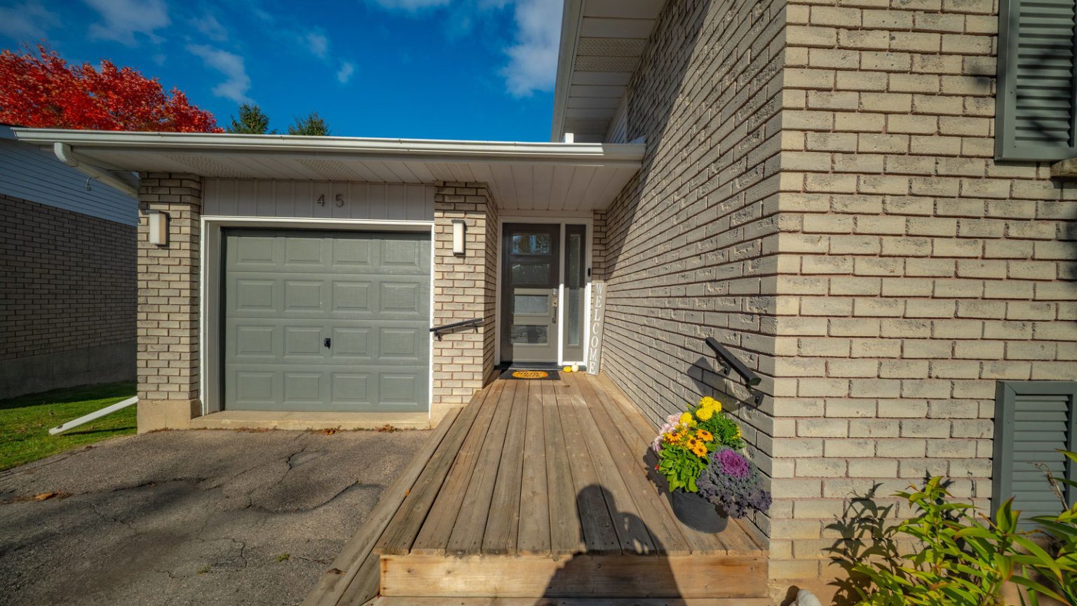 45 Latzer Crescent, Brantford - Presented by Cheryl Vansickle Real Estate