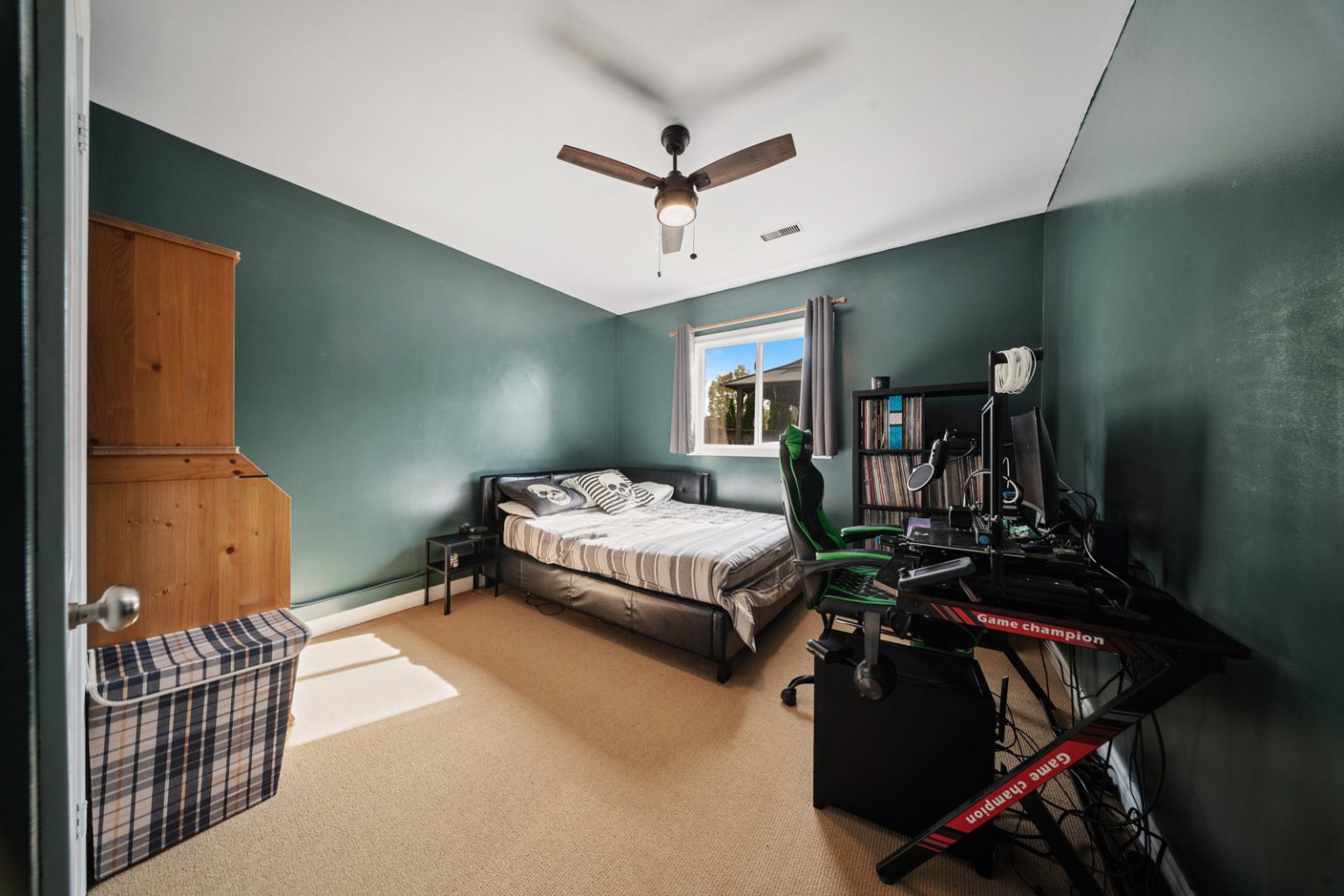 43 Ildewilde Lane, Hamilton - Presented by Cheryl Vansickle Real Estate