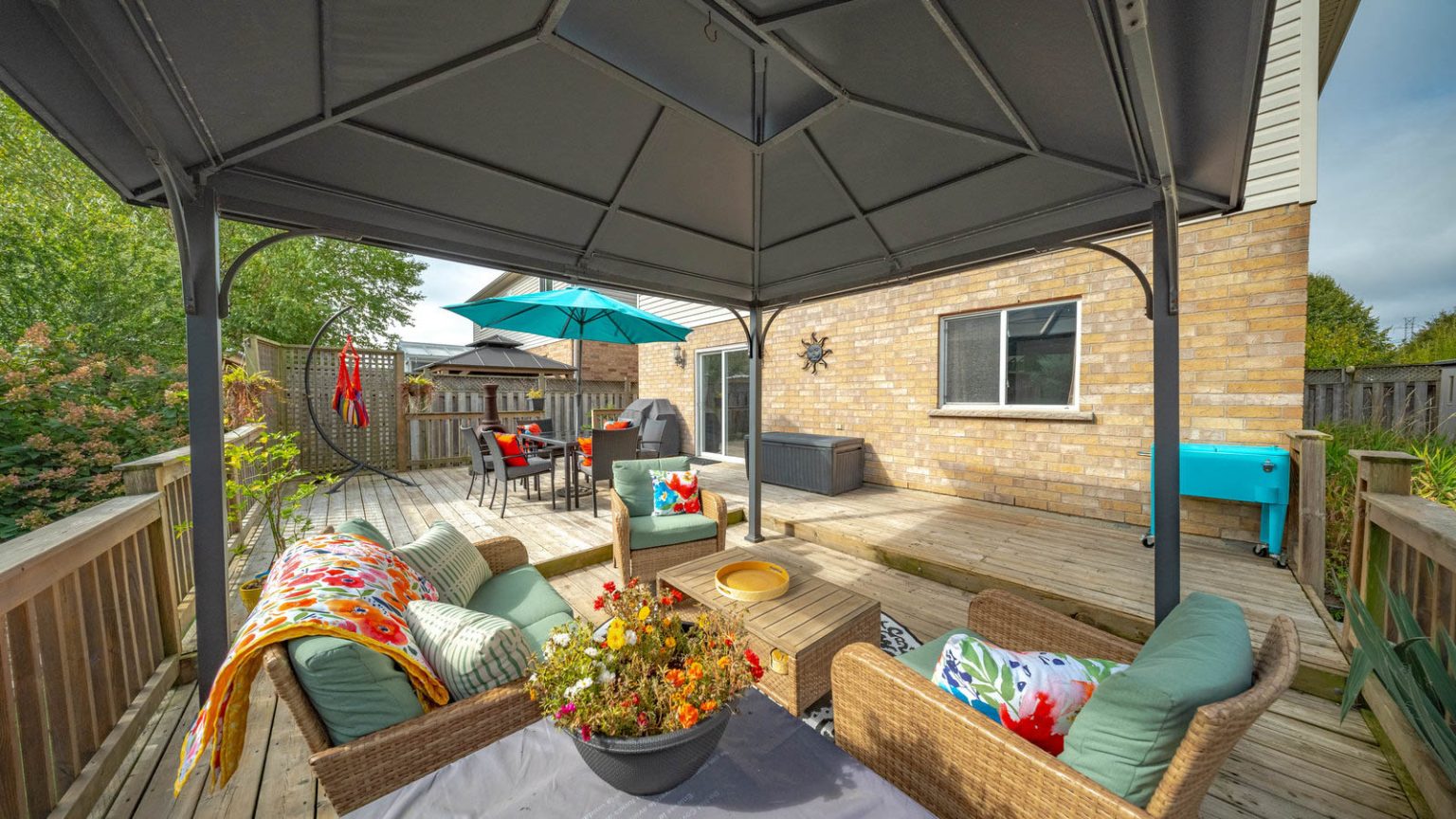 43 Ildewilde Lane, Hamilton - Presented by Cheryl Vansickle Real Estate