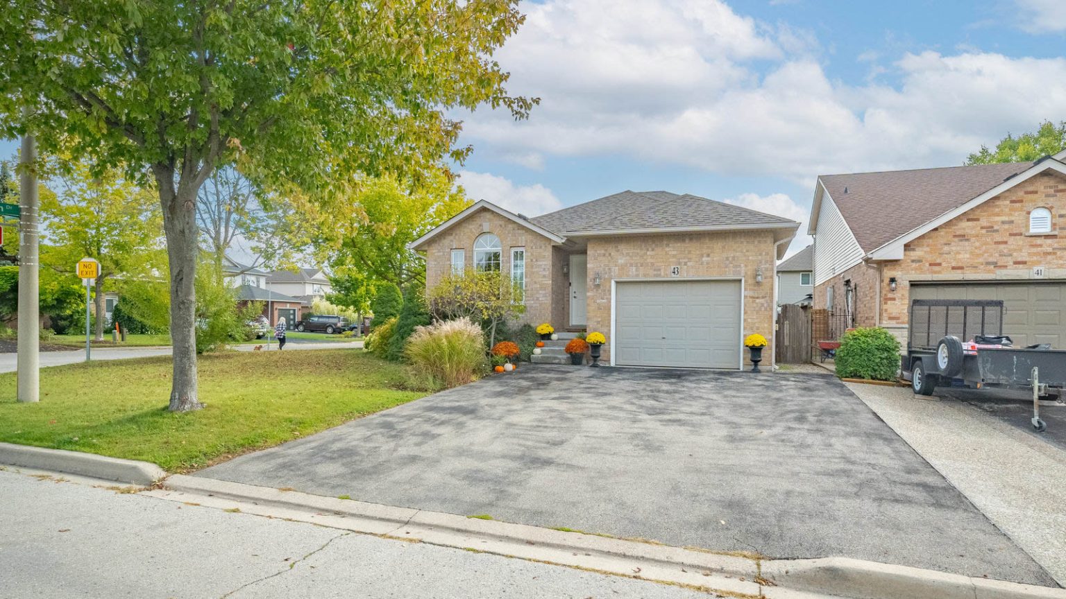 43 Ildewilde Lane, Hamilton - Presented by Cheryl Vansickle Real Estate