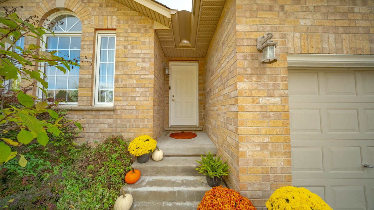 43 Ildewilde Lane, Hamilton - Presented by Cheryl Vansickle Real Estate