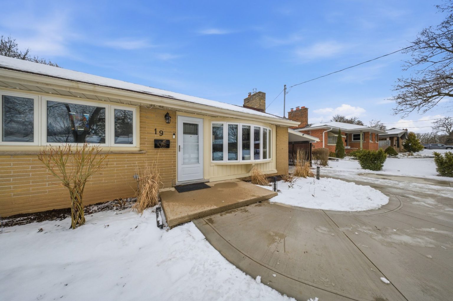 19 Hiram Road, Paris - Presented by Cheryl Vansickle Real Estate