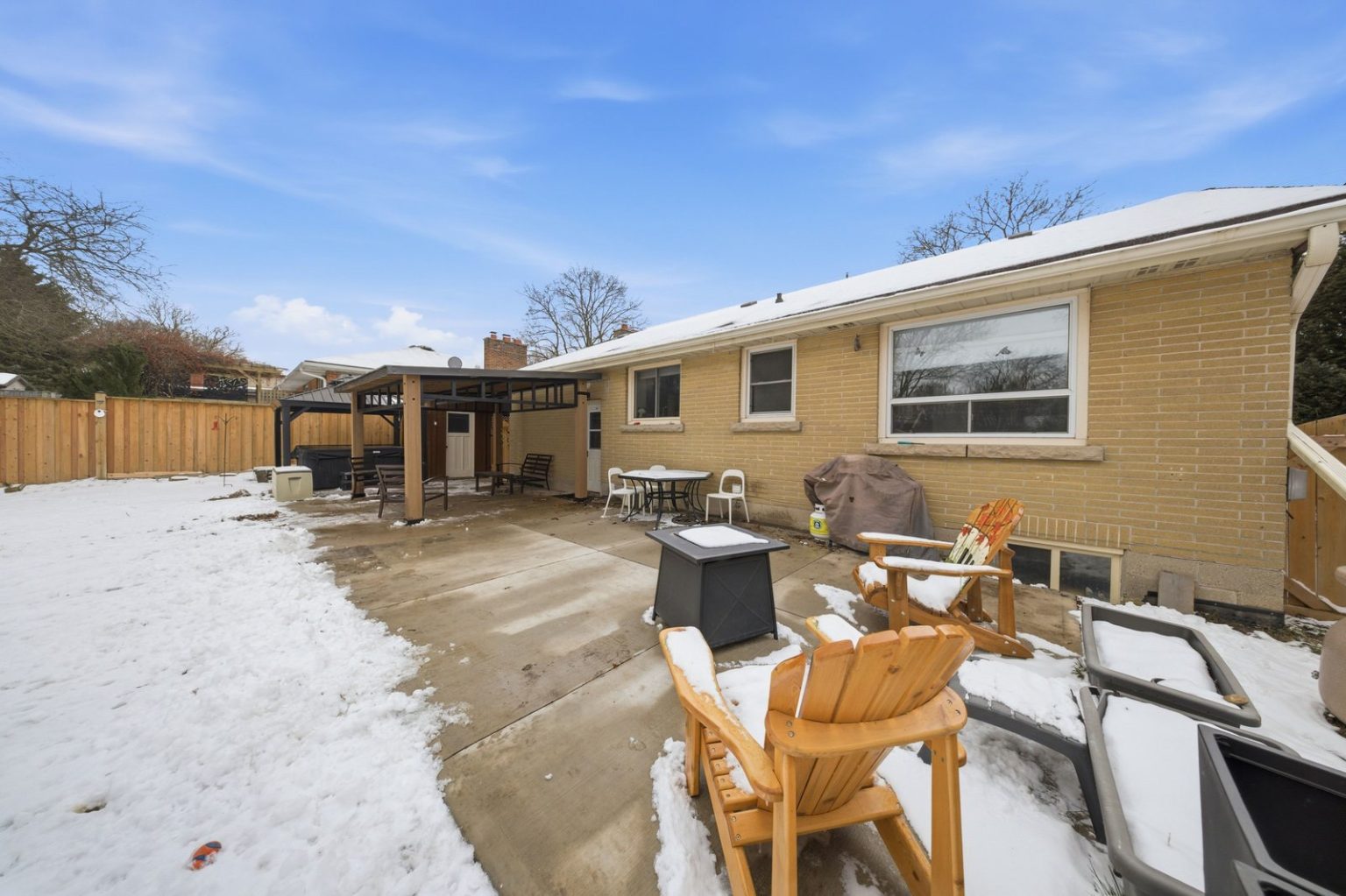 19 Hiram Road, Paris - Presented by Cheryl Vansickle Real Estate