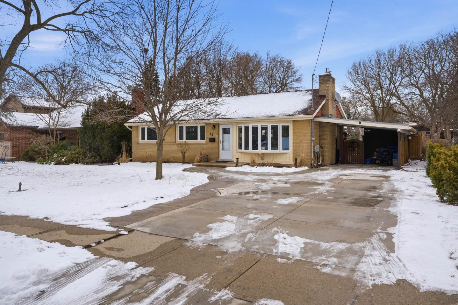 19 Hiram Road, Paris - Presented by Cheryl Vansickle Real Estate