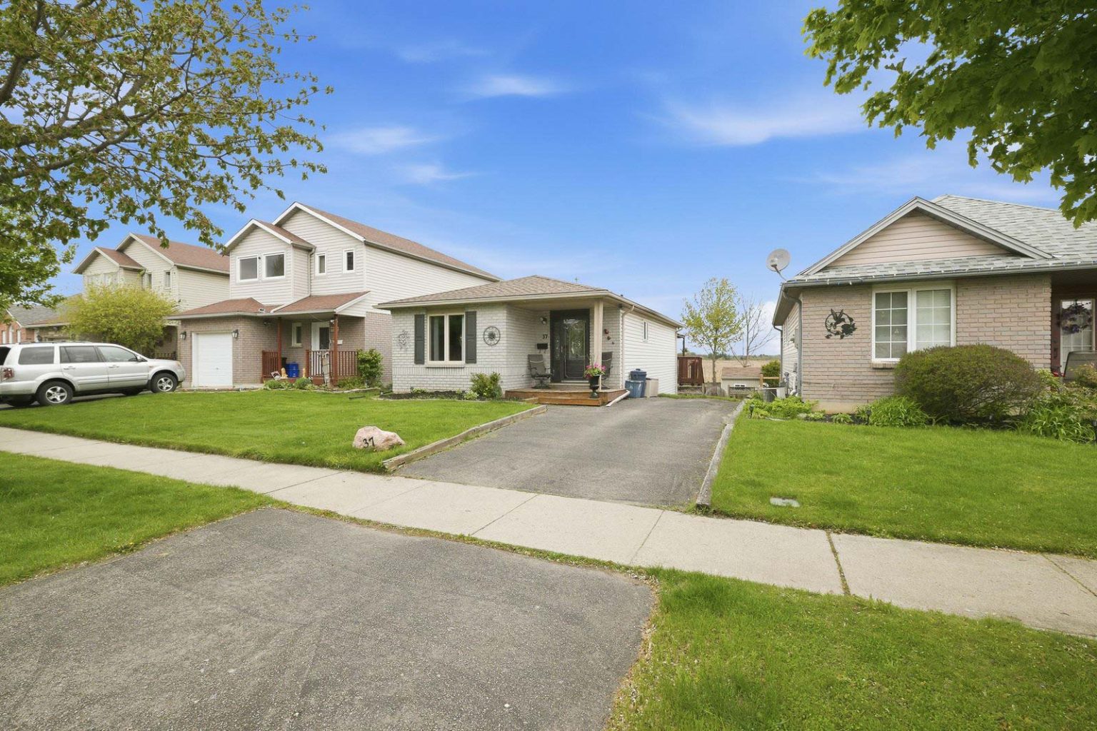 37 Anastasia Crescent, Brantford - Presented by Cheryl Vansickle Real Estate